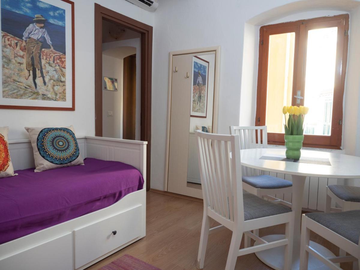 Shanti 1 - Terrace Apartment ริโอมัจโจเร ภายนอก รูปภาพ